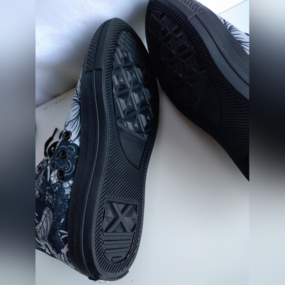 Boot - Picture 5 of 5